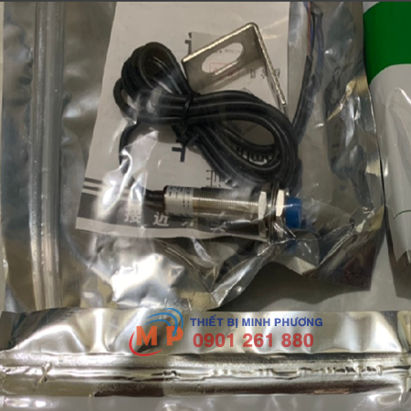 LJ12A3-A-Z-BY CHE12-4PA-A710  PNP